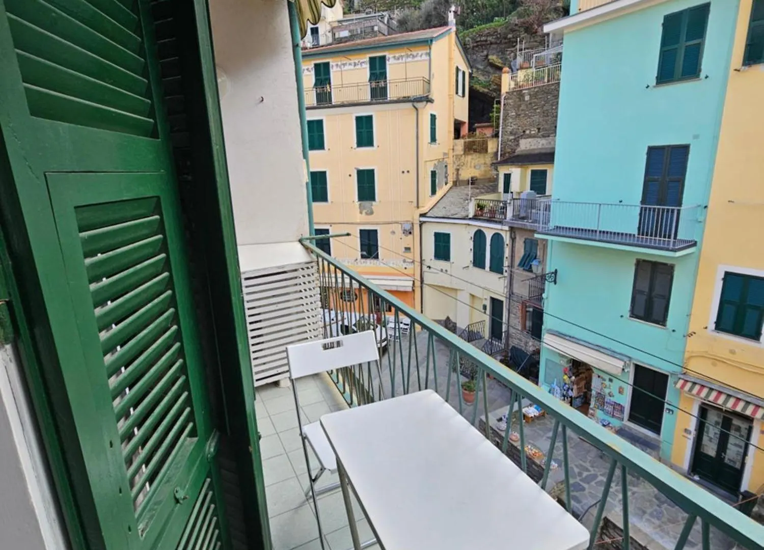Bella Vernazza With Ac And Balcony