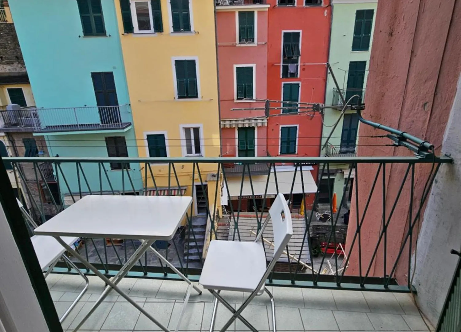 Bella Vernazza With Ac And Balcony Apartment